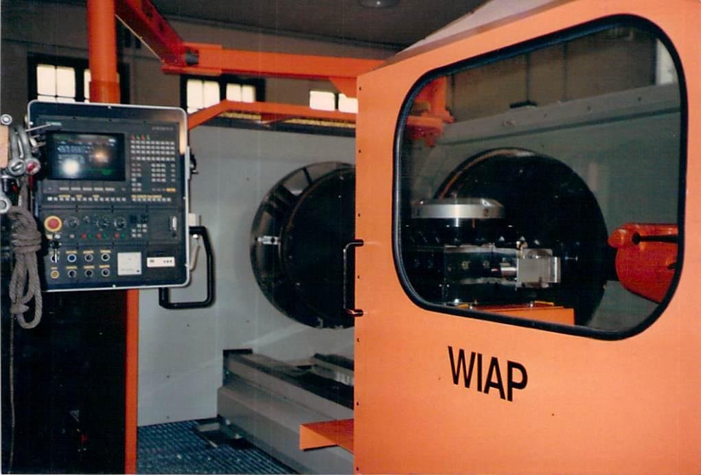 WIAP Umbau Eisenbahnrad Drehmaschine Heid: Und so sieht sie aus, komplett auf eine CNC-Maschine umgebaut