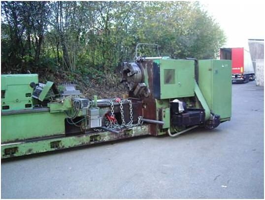 WIAP Reparatur Fuji Seiki CNC-Drehmaschine: Bild 2: Der Rücktransport der Maschine in die Schweiz für den Umbau