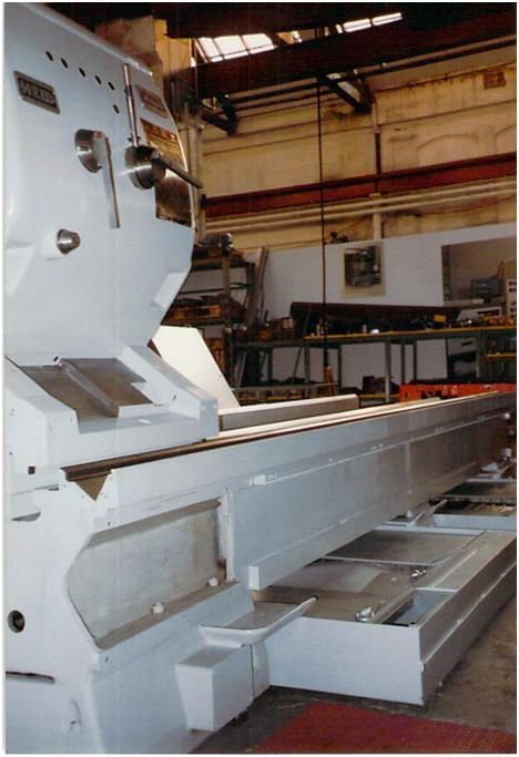 WIAP Reparatur Heid CNC-Drehbank: Bild 5.1 Der verstellbare Spindelstock der Maschinenfabrik Heid war eine sehr gute Lösung.