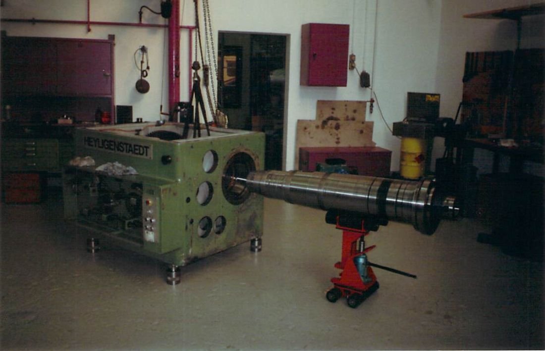 WIAP Reparatur Heyligenstaedt Spindelstock: Lagerschaden, Ausbau und Montage: Bild 13: Spindelstock Ansicht schräg von vorne