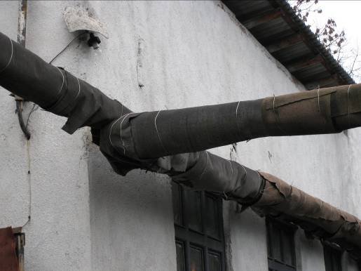 Photo: Und hier die Energie Verteilung isoliert mit Dachpappe.