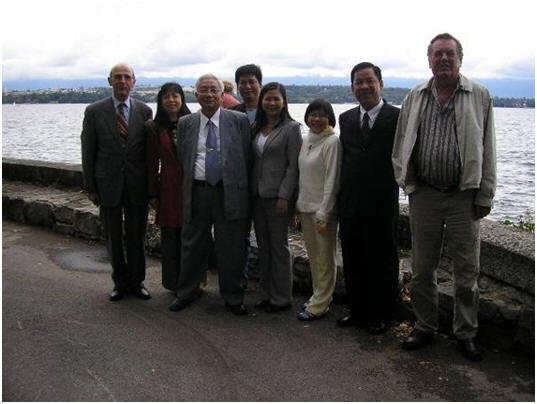 Photo: Gruppen Photo, wo man hinten die UNO Gebäude sieht.