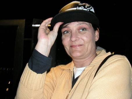 Photo9: Iris beim rauchen!