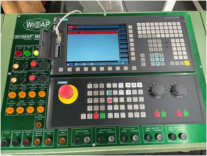 WIAP Umbau Bohr- und Fräs-Rahmenbearbeitungsmaschine: CNC, Sicherheit, Schmierung