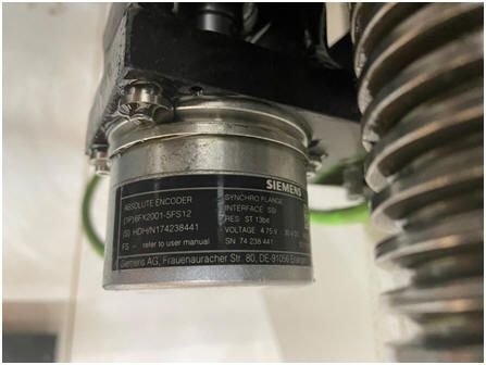 WIAP Umbau Richtmaschine: Bild 5.2 Der Absolute Encoder behält die Position und so muss der Operateur nicht mehr ums