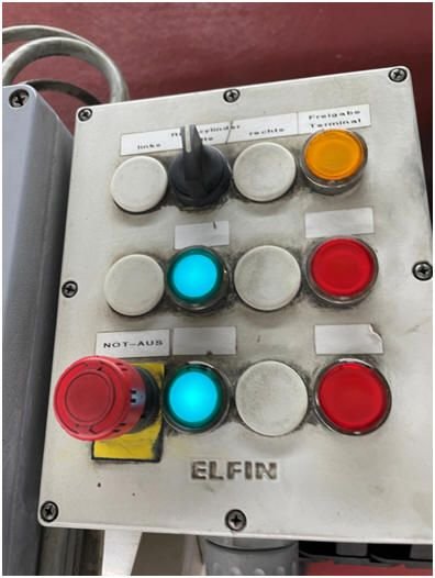 WIAP Umbau Richtmaschine: Bild 8.3 Altes Panel vor dem Umbau