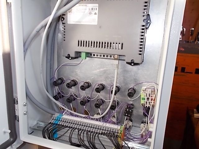 WIAP Umbau Rundtaktmaschine Solma: Panel von hinten in der Vorbereitung.