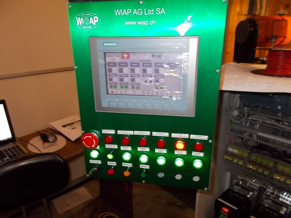 WIAP Umbau Rundtaktmaschine Solma: Das Panel in der Endmontage Phase.
