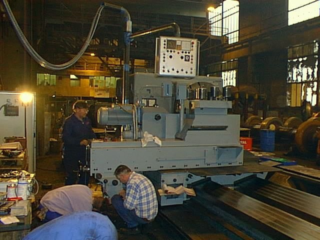 WIAP Schlitten einschaben: 150-Tonnen-Maschine: komplett revidiert, neuer SKC-Belag, alles neu eingeschabt