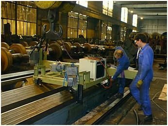 WIAP Umbau Walzendrehmaschine WDK 850: Bild 5.2 Wie mit einer transportierbaren Fräsvorrichtung wird hier bearbeitet. Als Referen
