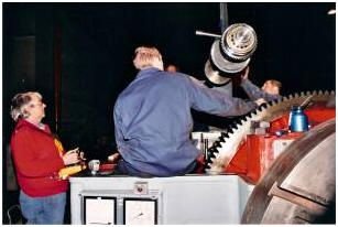 WIAP Umbau Walzendrehmaschine WDK 850: Bild 9.6: Der Einbau funktionierte sehr gut. Das Getriebe der MFD, Hut ab, wir können die 
