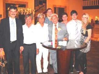 Photo von Hochzeit Le Tung Hieu Junior am 14.11.2010. Danke, dass wir eingeladen waren. Von rechts nach links: Projekt K