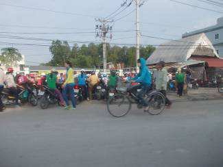 Der Alltag auf Vietnam‘s Strassen. Tausende von Motorrädern. Schlusswort Trip März_April_Mai 2012 Dieser Trip war für un