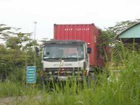 Der in der Schweiz geladene Container mit Hilfsgüter kam nach langen Zollverhandlungen endlich an am Dienstag den 2.10.2