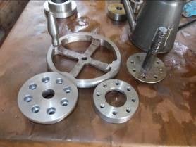 Unsere mechanische Abteilung. Jetzt, mit den Instruktoren beginnt sie langsam anzulaufen